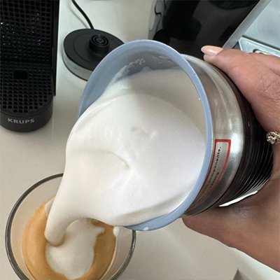 Mousseur à lait électrique | ProFoam (Copie) - La cuisine et ses accessoires.com